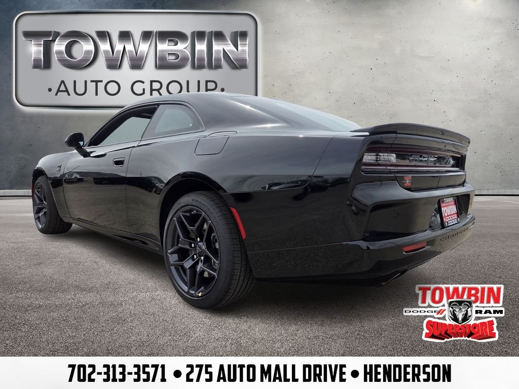 New 2026 Diamond Black Crystal Pearlcoat Dodge Scat Pack image 4