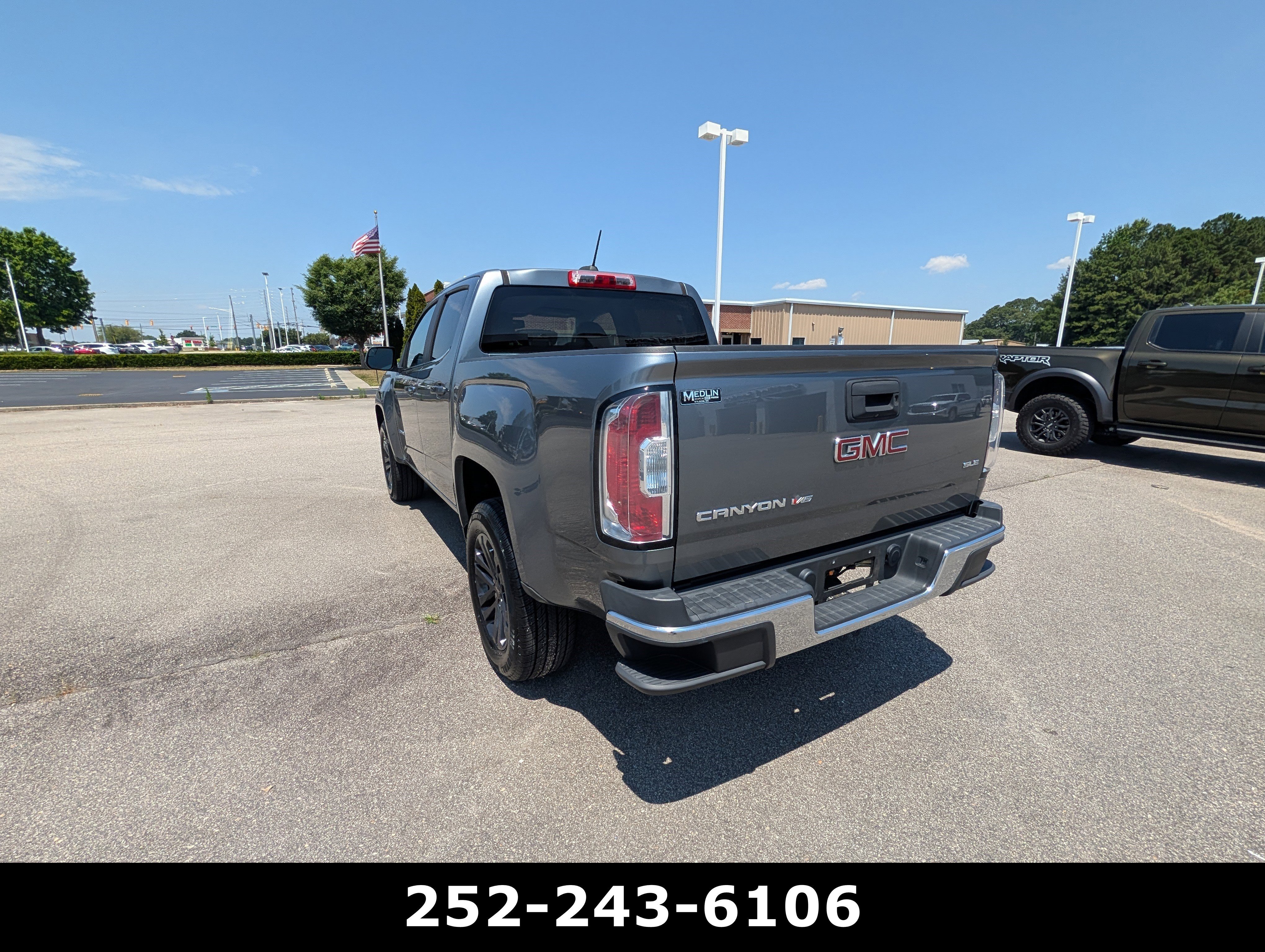 Used 2020 Satin Steel Metallic GMC 2WD SLE image 8