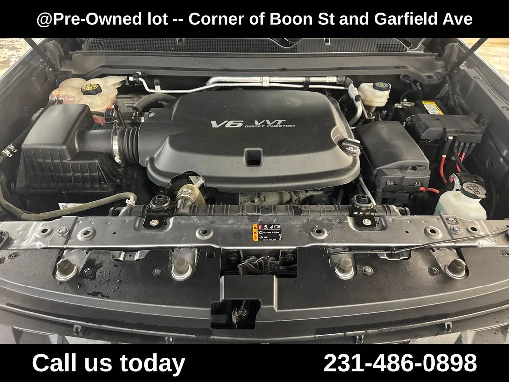 Used 2021 Gray Chevrolet LT image 10