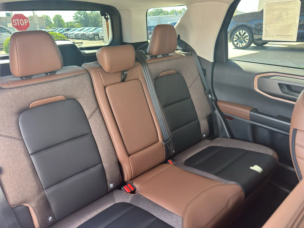 New 2026 Shadow Black Ford Outer Banks® image 32