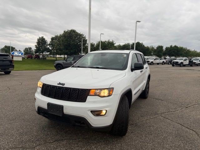 Used 2019 Bright White Clearcoat Jeep Upland image 4