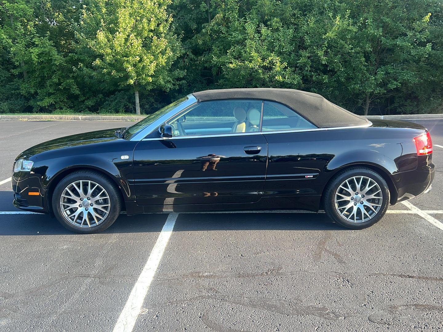 Used 2009 Audi A4 Base with VIN WAUDF48H69K001377 for sale in Peoria, IL