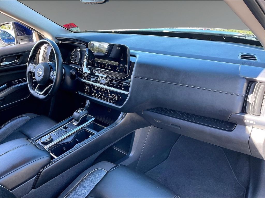 Used 2022 Deep Ocean Blue Pearl Nissan SL image 13
