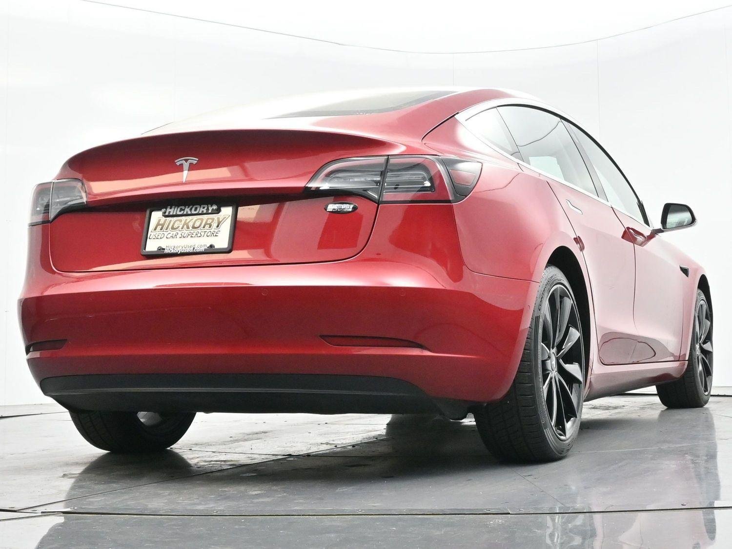 Used 2018 Red Multi-Coat Tesla Long Range Battery image 43