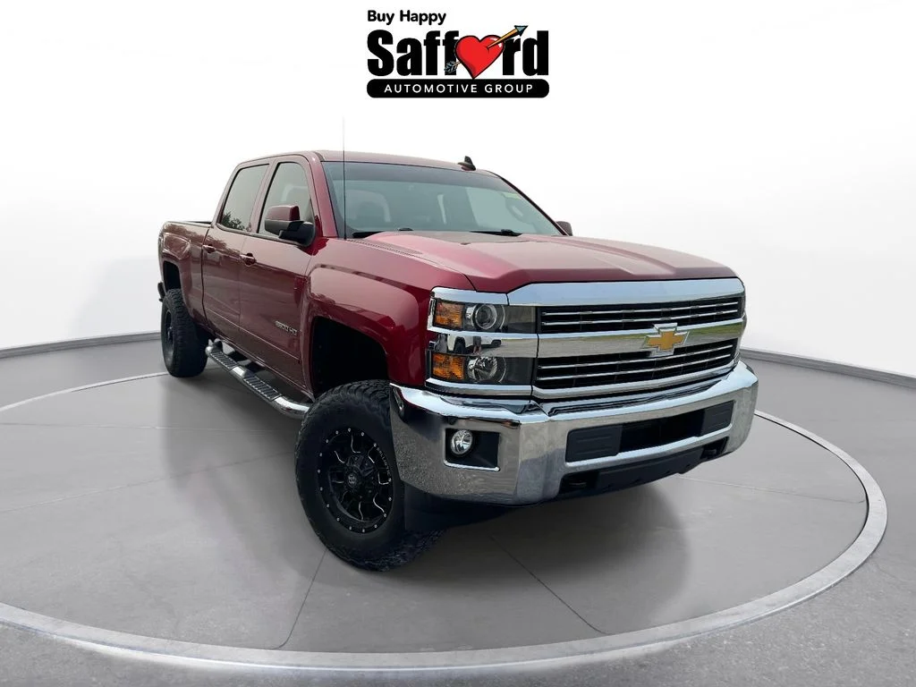 Used 2018 Red Chevrolet LT image 8