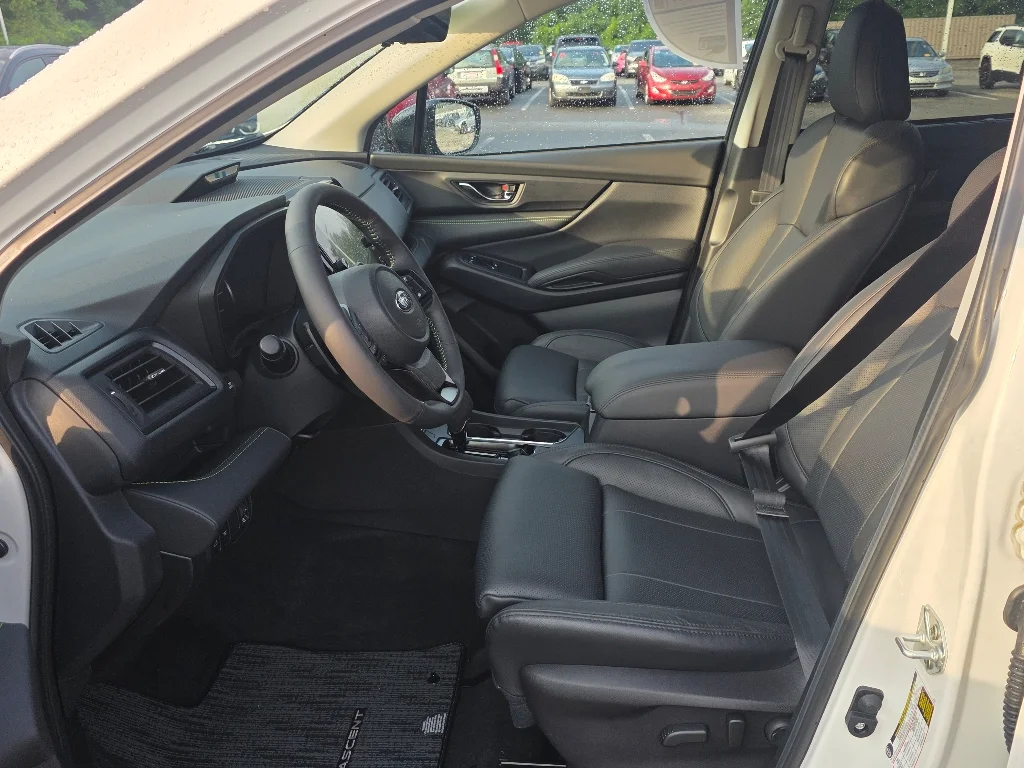 Certified Used 2025 Crystal White Pearl Subaru Onyx Edition Touring image 36