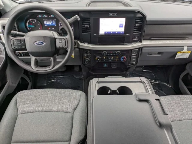 New 2026 Oxford White Ford F-350® XLT image 15