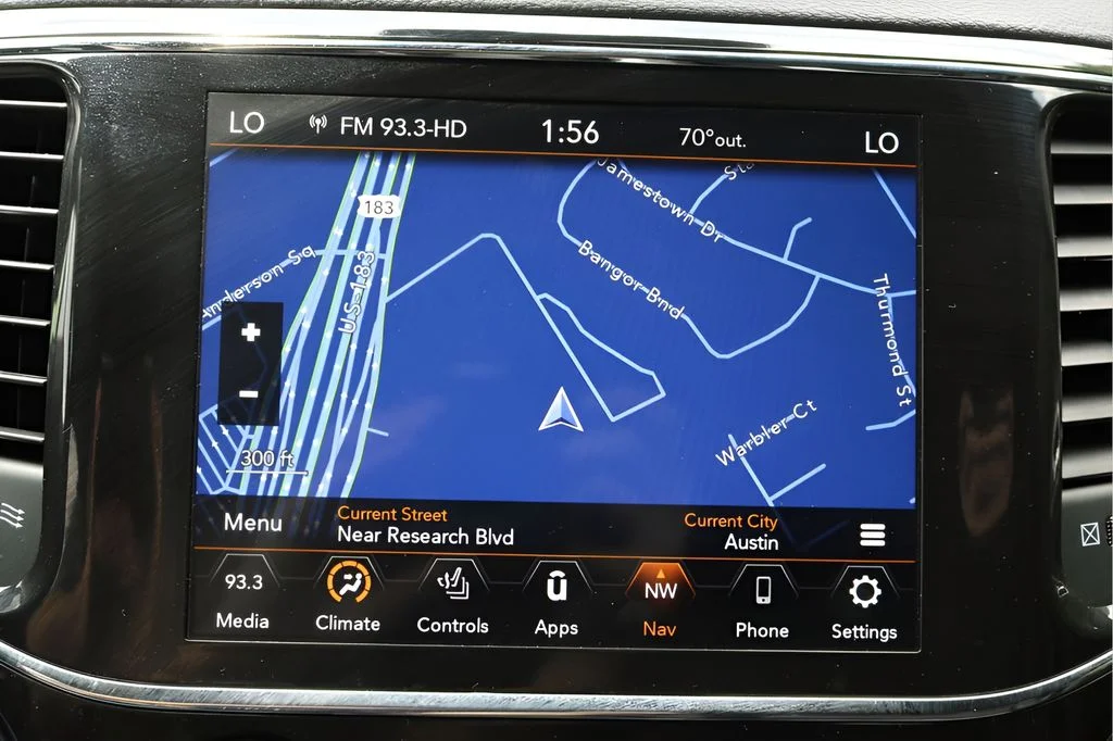 Used 2022 White Jeep Laredo X image 29