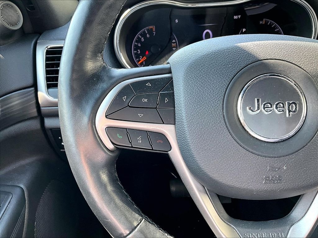 Used 2021 Billet Silver Metallic Clearcoat Jeep Laredo X image 21