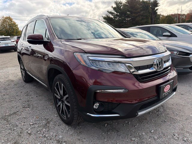 Used 2022 Red Honda Touring image 1