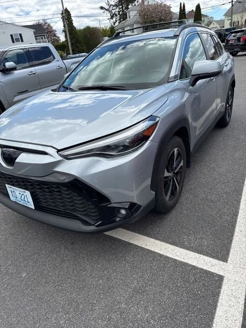 2024 Toyota Corolla Cross Hybrid XSE AWD's photo
