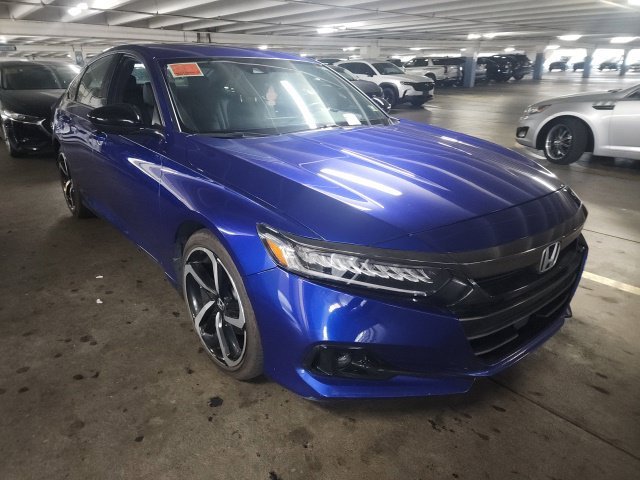 Used 2022  Honda Sport 2.0T image 2