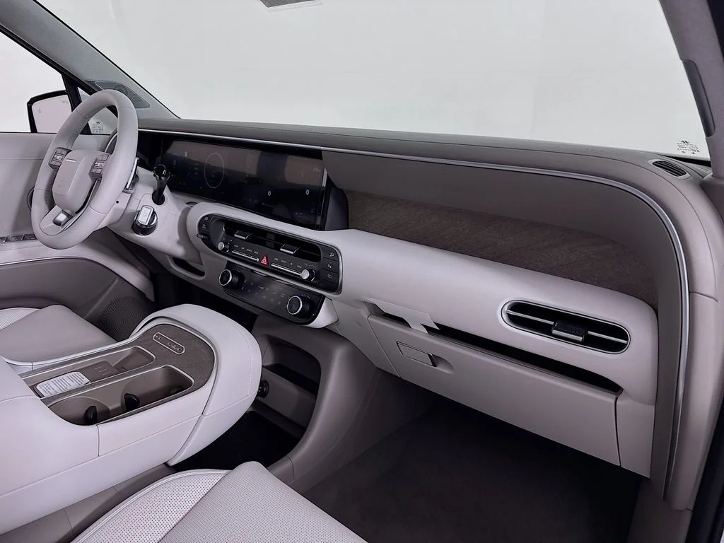 New 2026 Creamy White Pearl Hyundai Limited image 32