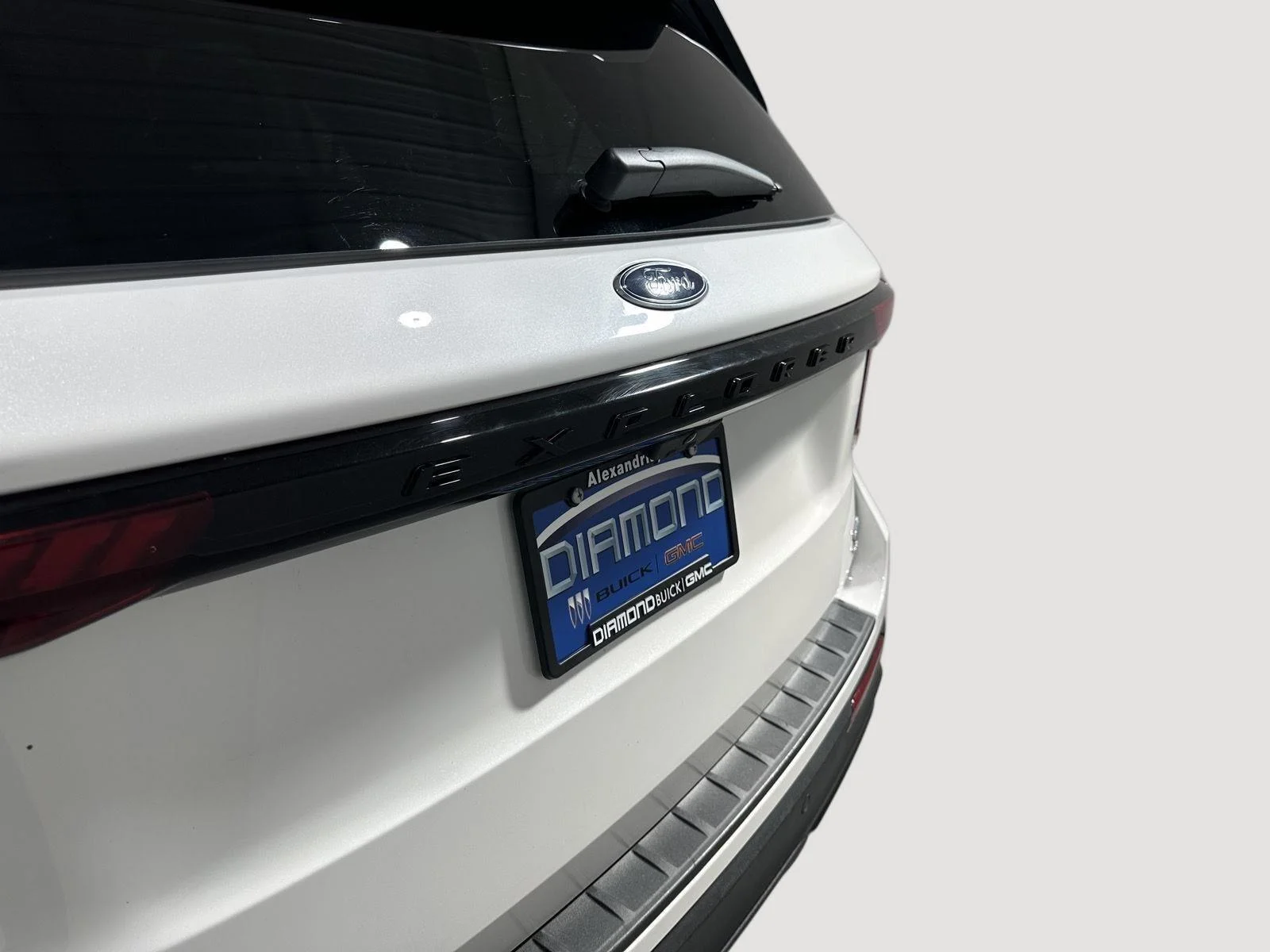 Used 2026 Star White Metallic Tri-coat Ford ST image 30