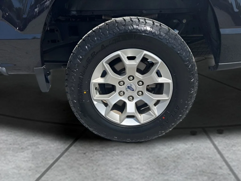 Used 2023 Black Ford XLT image 30