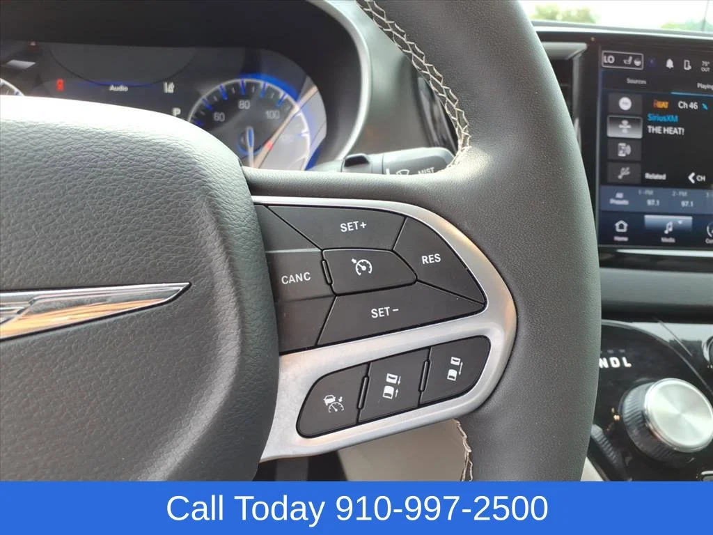 Used 2024 White Chrysler Touring L image 21
