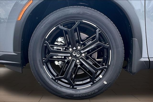 New 2027 HARBOR GRAY INFINITI SPORT image 9
