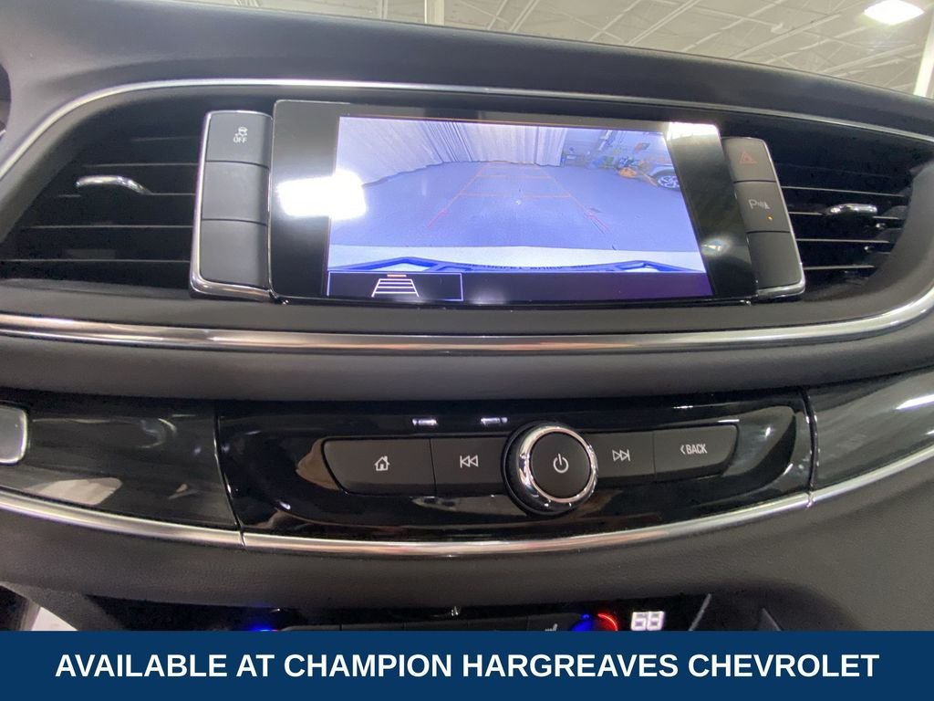 Used 2020 Summit White Buick Essence image 19