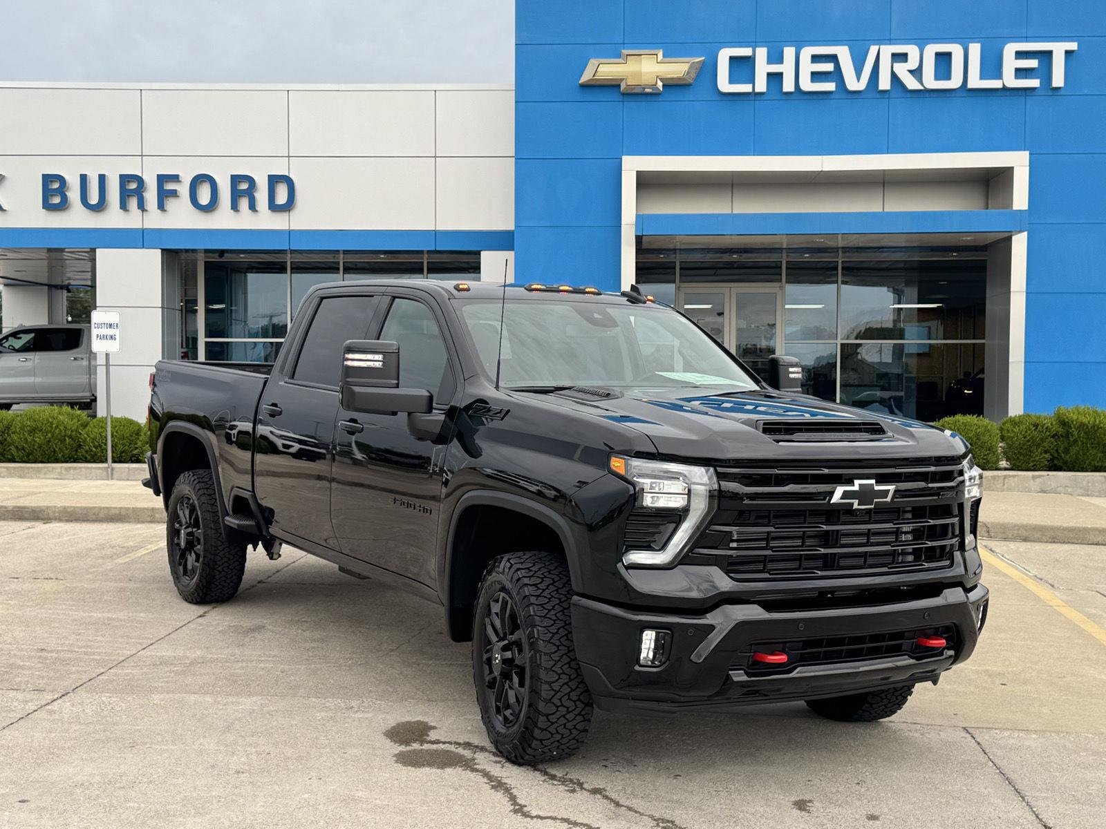 2026 Chevrolet Silverado 3500 HD LTZ - Photo 38