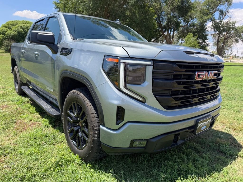 2025 GMC Sierra 4WD Crew Cab Short Box Elevation's photo