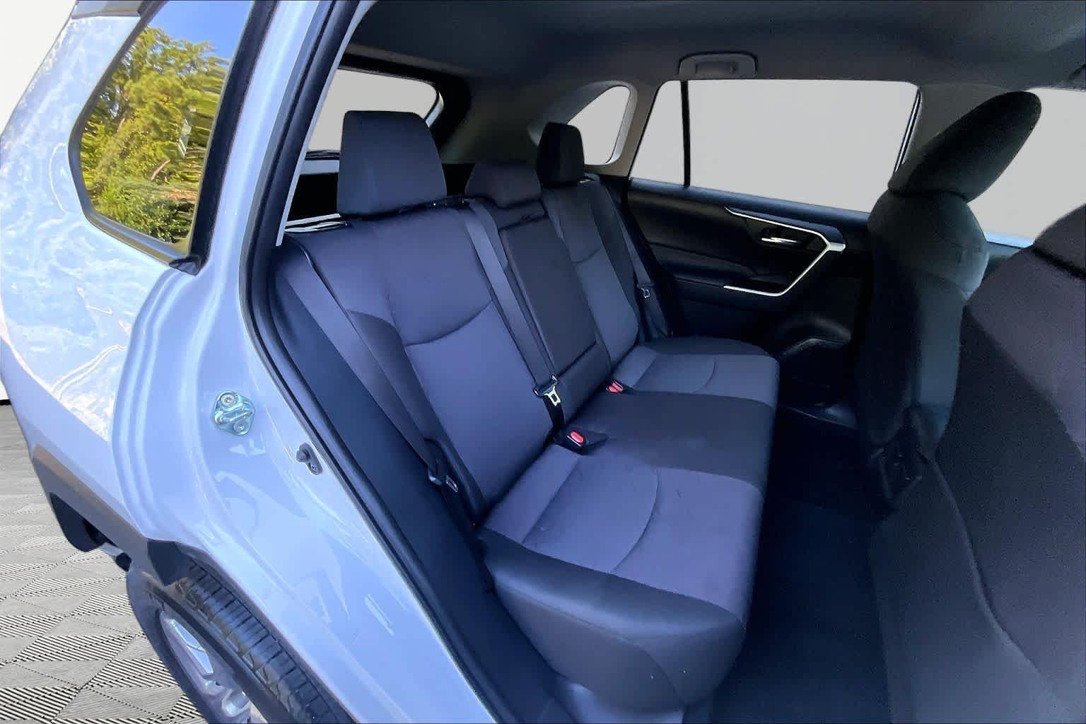 Used 2025 Ice Cap Toyota XLE image 20