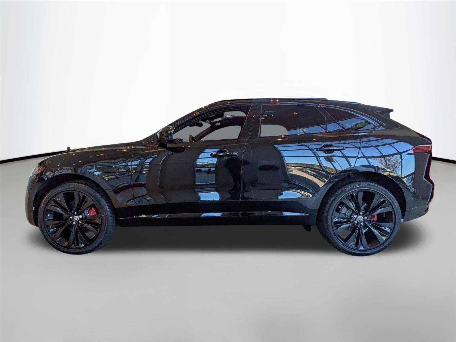 New 2026 Santorini Black Jaguar R-Dynamic S image 8