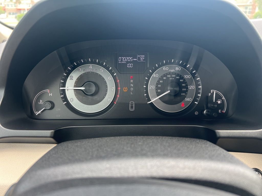 Used 2016  Honda EX-L image 16