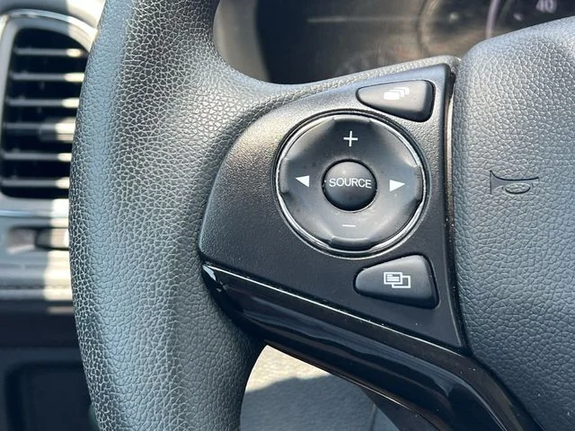Used 2022  Honda EX image 28