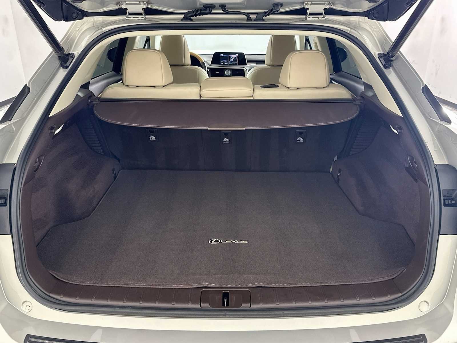 Used 2020 Moonbeam Beige Metallic Lexus  image 24