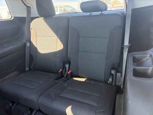 Used 2021 White GMC SLE image 8