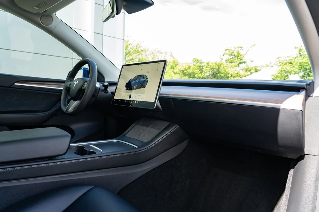 Used 2023 Blue Tesla Long Range image 23