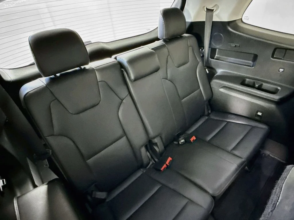 Used 2022 White Kia SX image 28