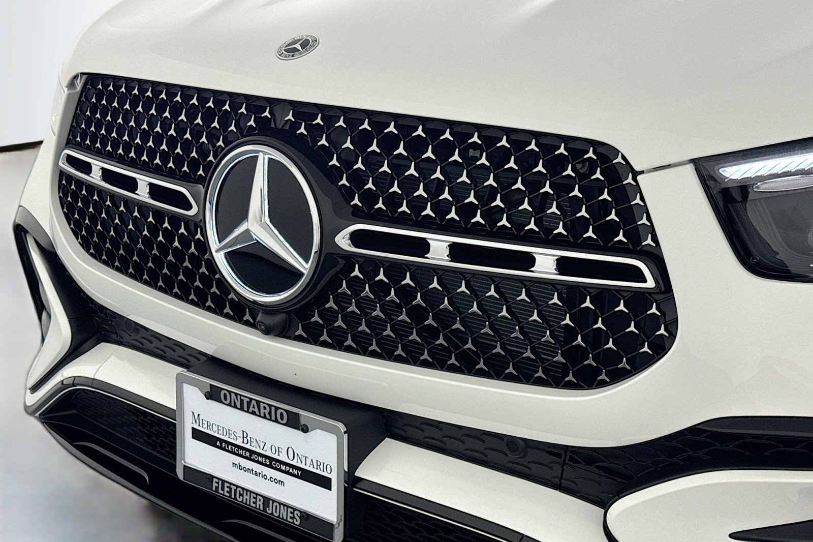 New 2026 Polar White Mercedes-Benz GLE 450 4MATIC® Coupe image 12
