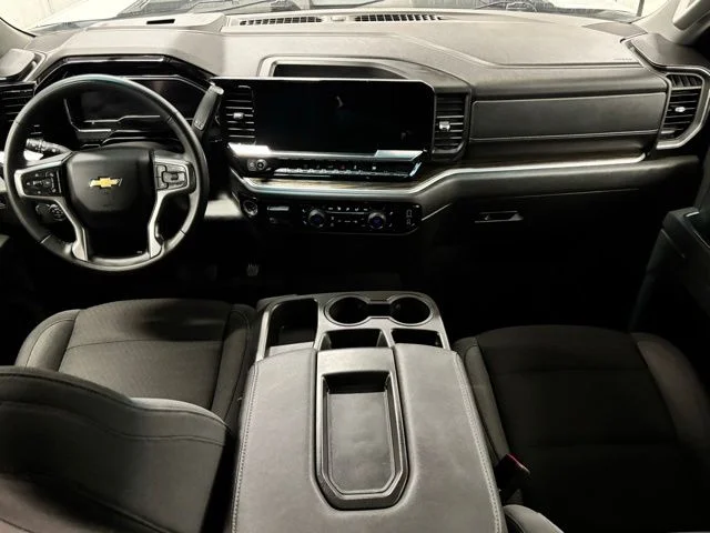 Used 2025 White Chevrolet LT image 11