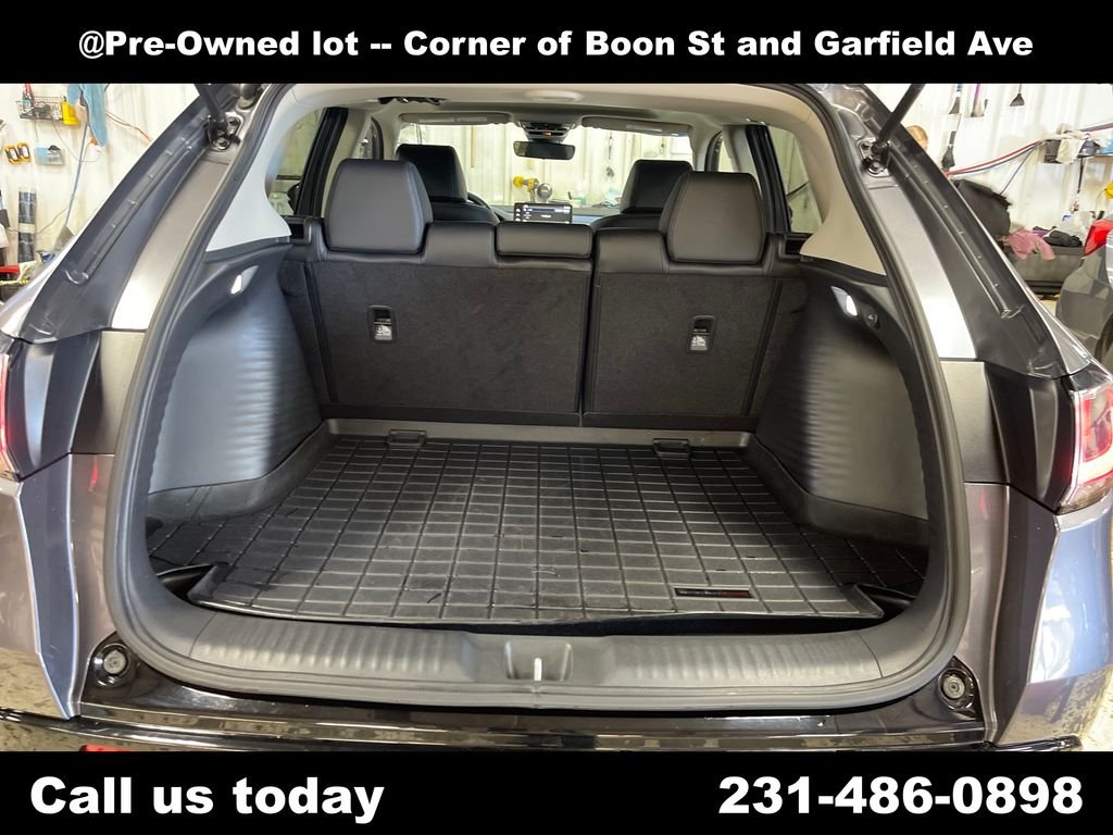 Used 2023  Honda EX-L image 23
