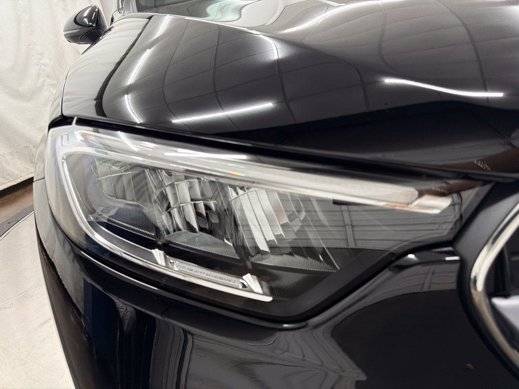 New 2027 Black Mercedes-Benz GLC 300 image 41