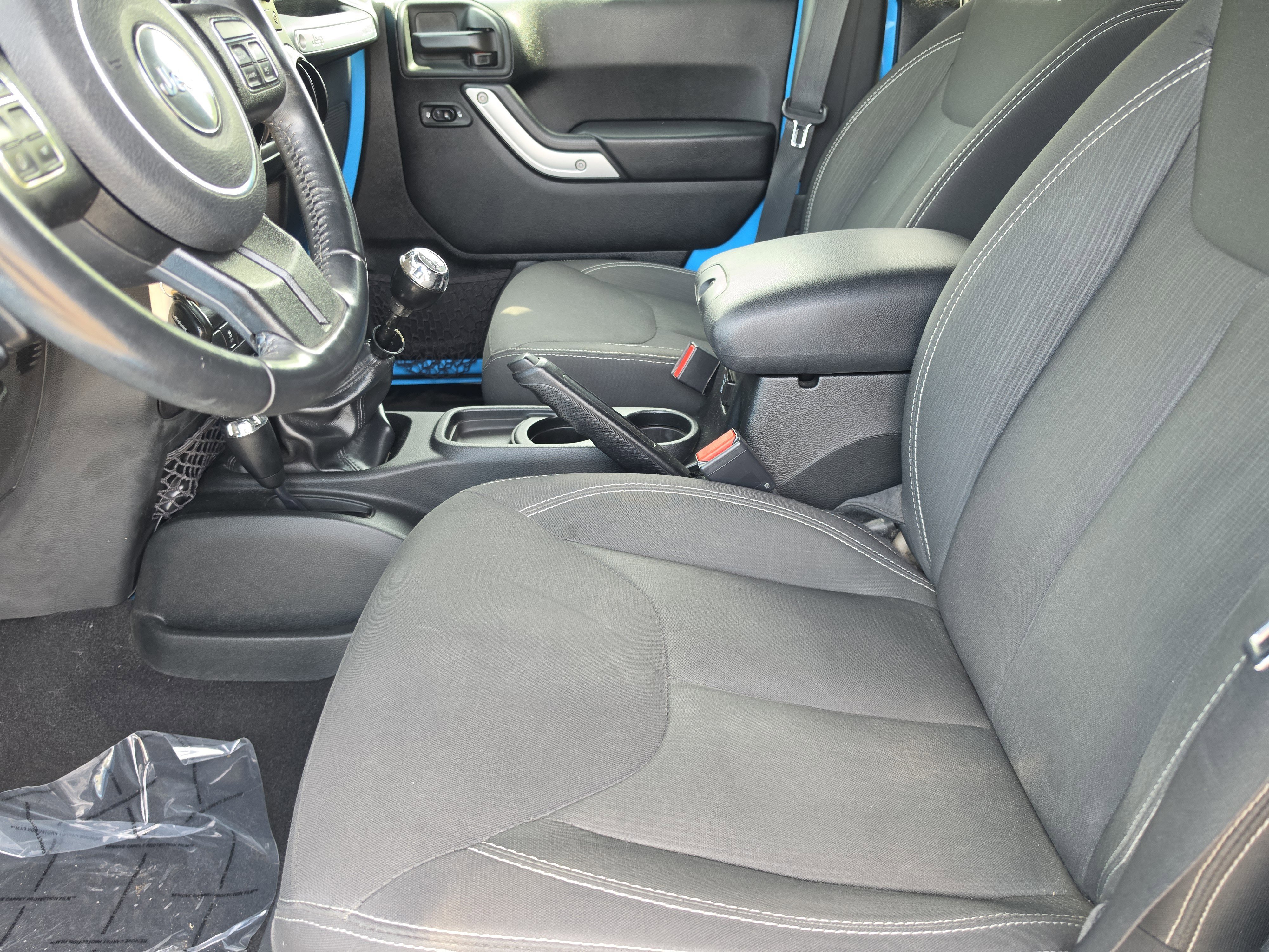 Used 2017 Chief Clearcoat Jeep Rubicon image 11