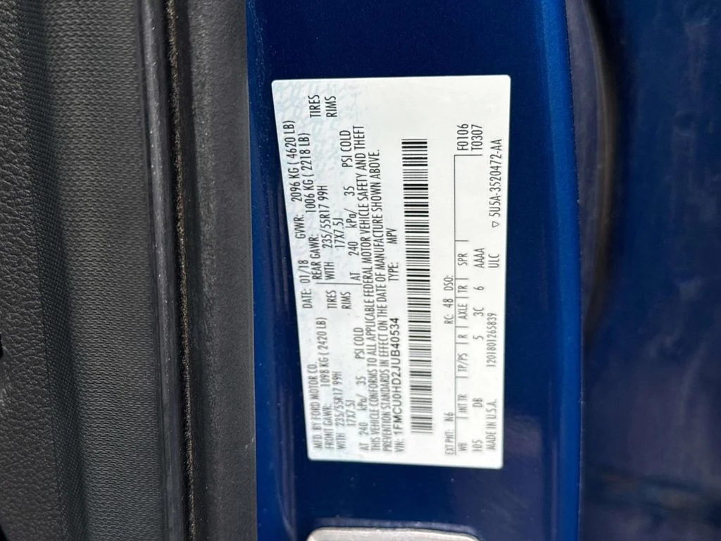 Used 2018 Blue Ford SEL image 16