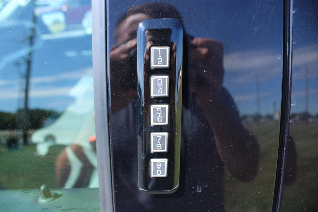Used 2021 Oxford White Ford XLT image 34