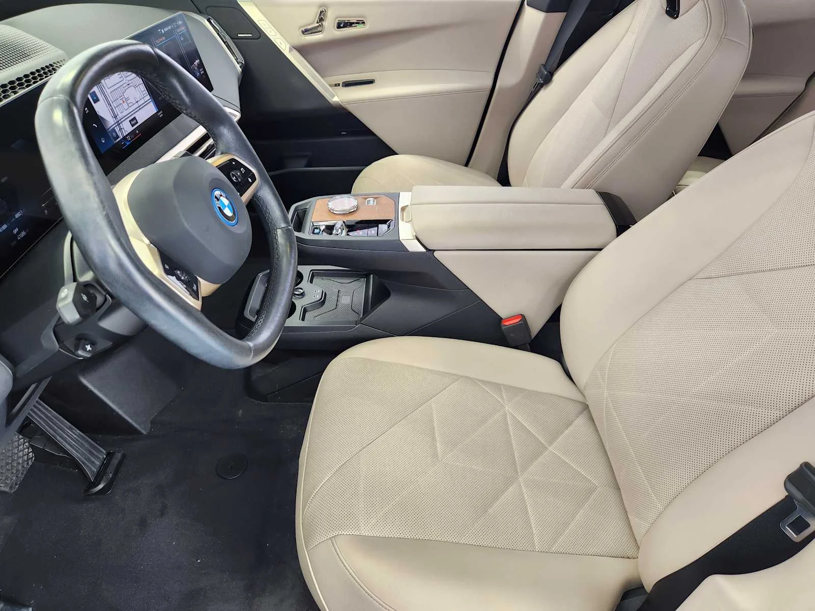 Certified Used 2023 Phytonic Blue Metallic BMW xDrive50 image 9