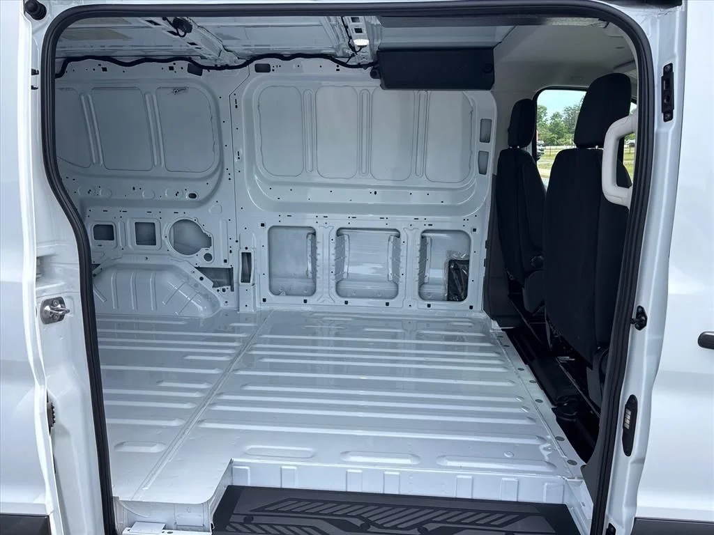 New 2026 Oxford White Ford Cargo Van image 15