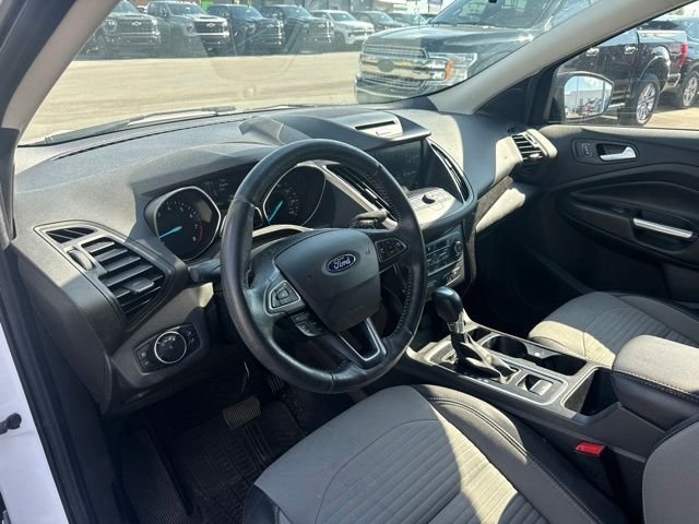 Used 2017 White Ford SE image 11