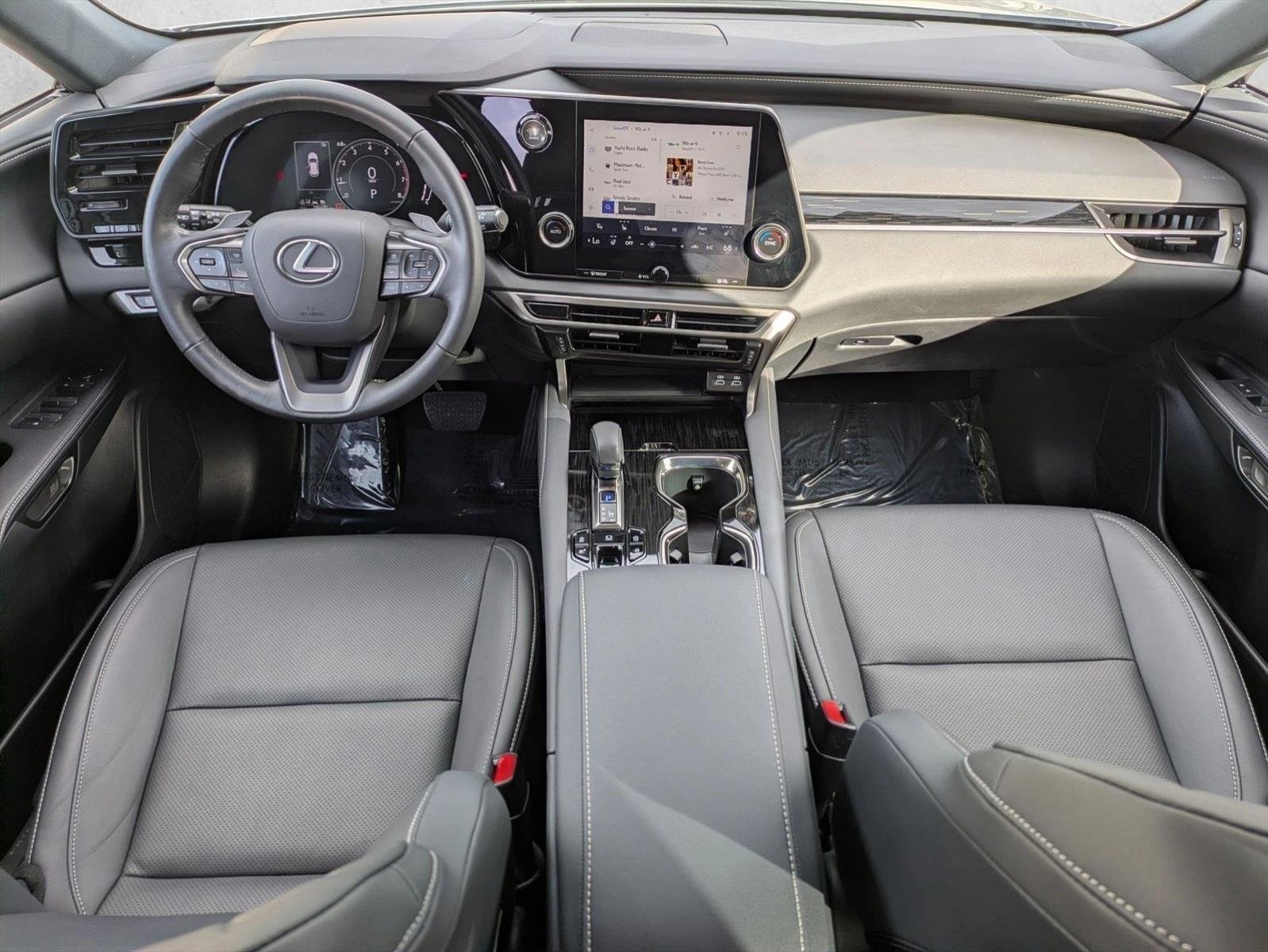 2024 Lexus RX 350 - Photo 14