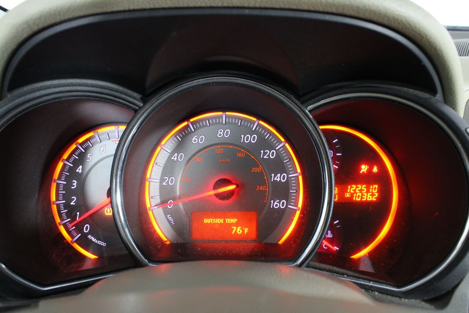 Used 2009 Gray Nissan S image 5