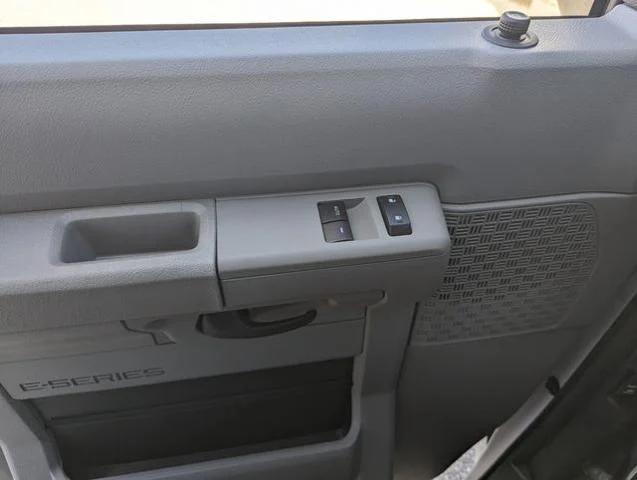 New 2026 Oxford White Ford E-450 DRW image 30