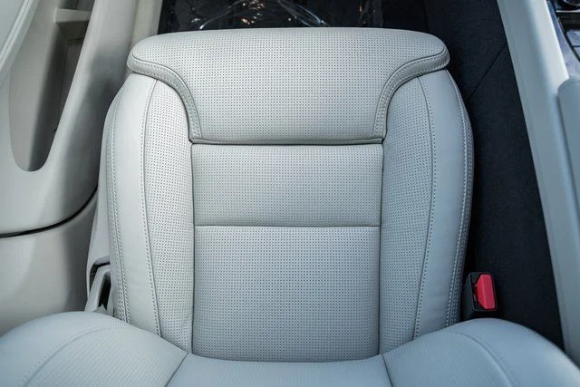 New 2026 Crystal White Volvo Ultra image 27