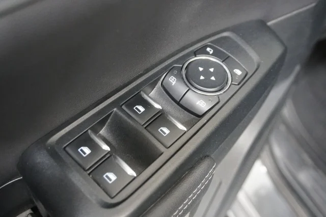 Used 2025 Carbonized Gray Metallic Ford LARIAT image 15
