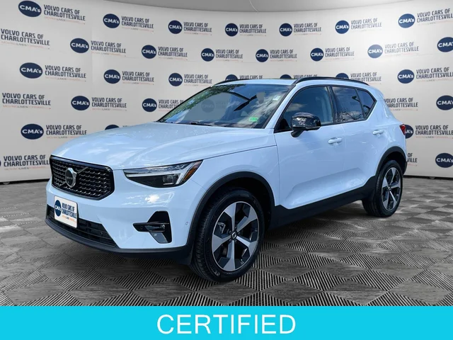 2026 Volvo XC40 Plus