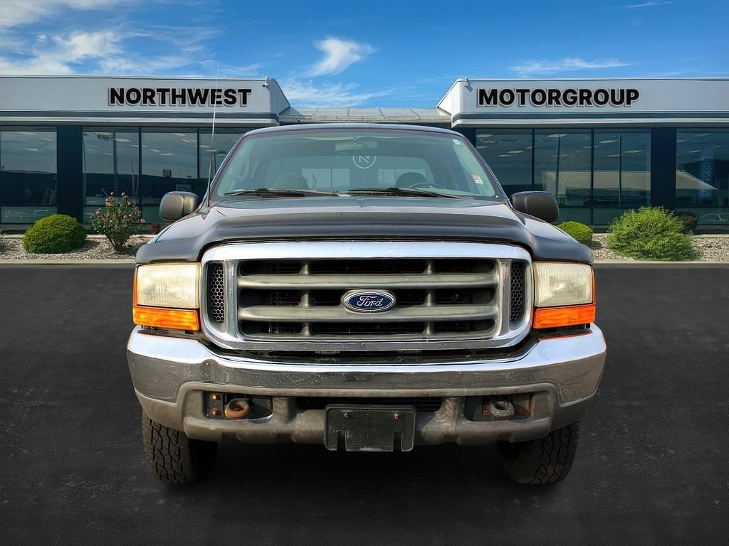 1999 Ford F-250 XLT photo 2