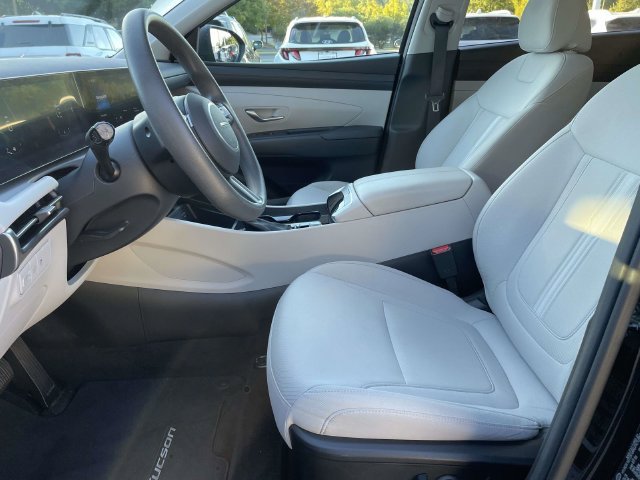 Certified Used 2025 Phantom Black Hyundai SEL image 15